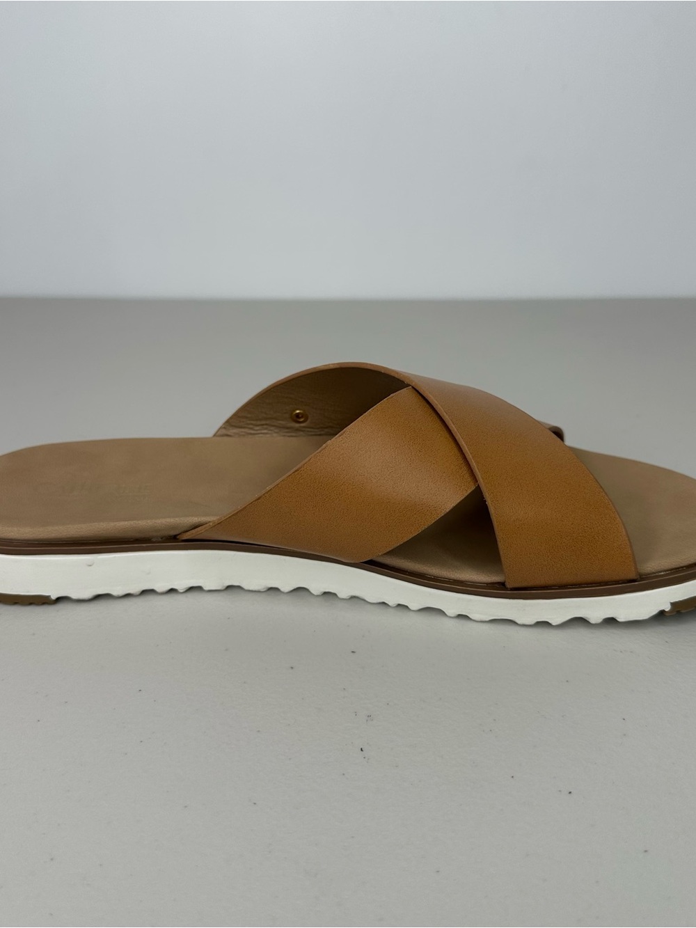 Catherine Malandrino Tan Criss Cross Slide Sandals Women’s Size 9 - Picture 7 of 11